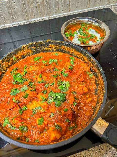 Chicken tikka dhansak