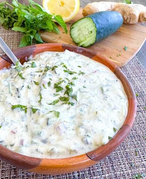 Cucumber raita
